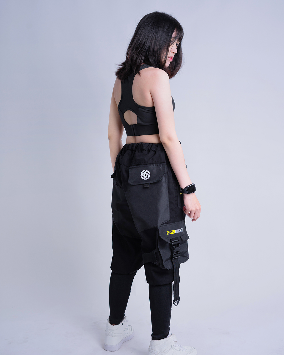 trc99/ pants.black